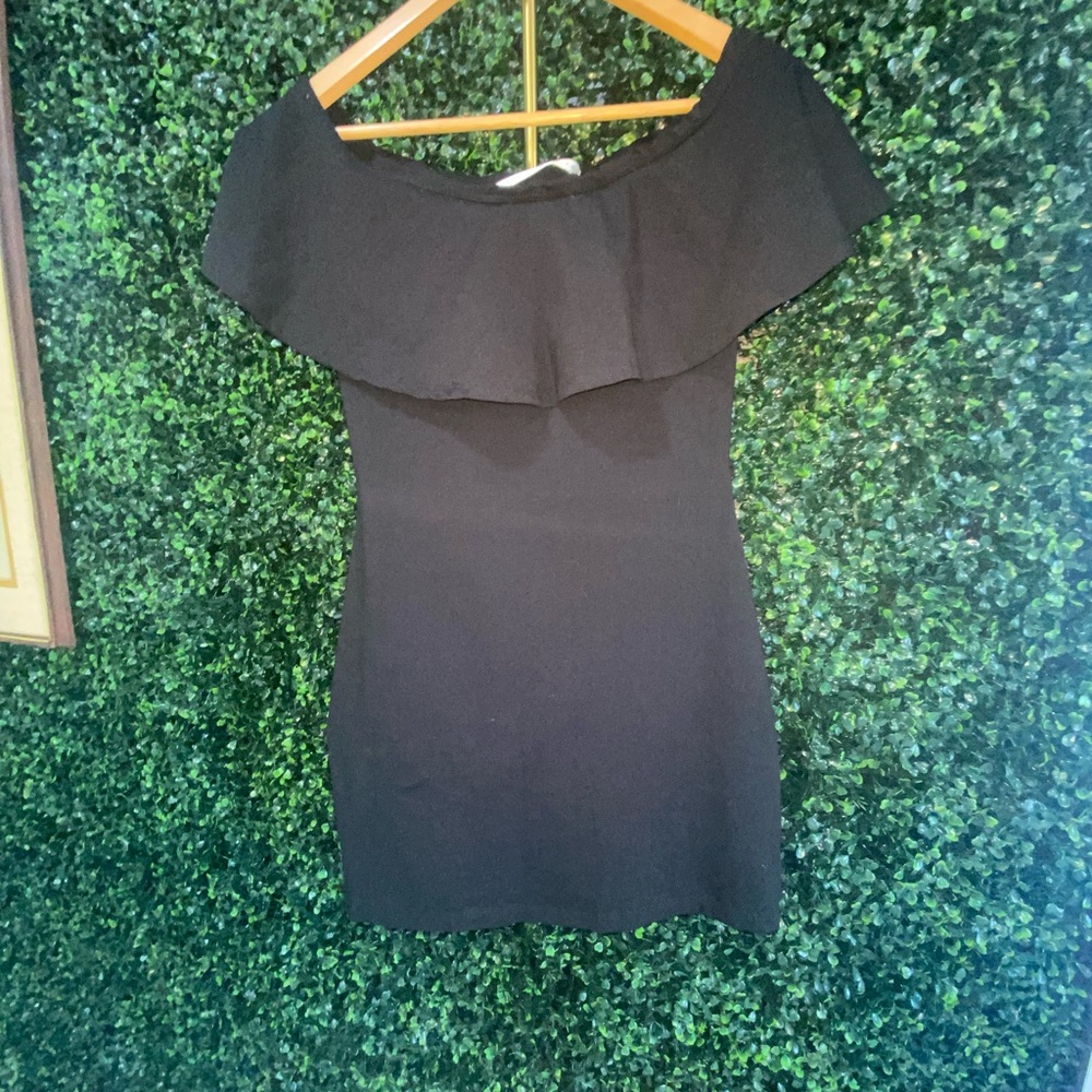 Susana Monaco Black Ruffled Off-Shoulder‎ Bodycon Mini Dress